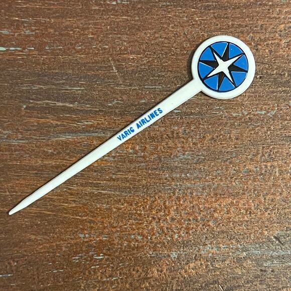 Vintage Collection of 97 Swizzle Sticks Drinks Mixer Airlines Hotels Bars - Picture 2 of 11